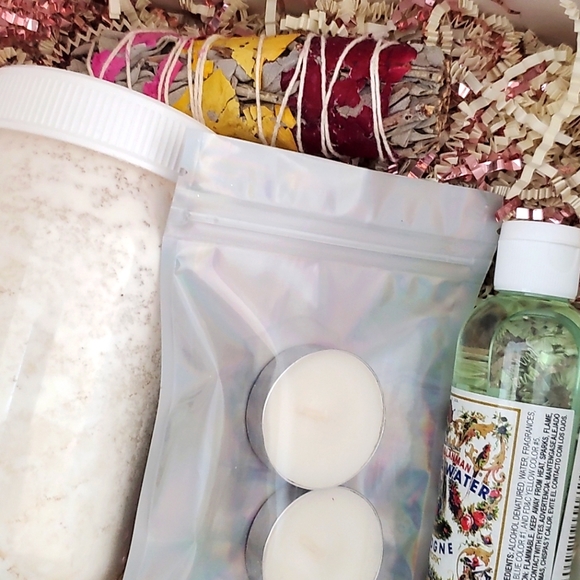 Spiritual kit - Picture 1 of 1